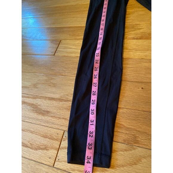 Unbranded, women's black spandex athletic leggings size small - Picture 6 of 6